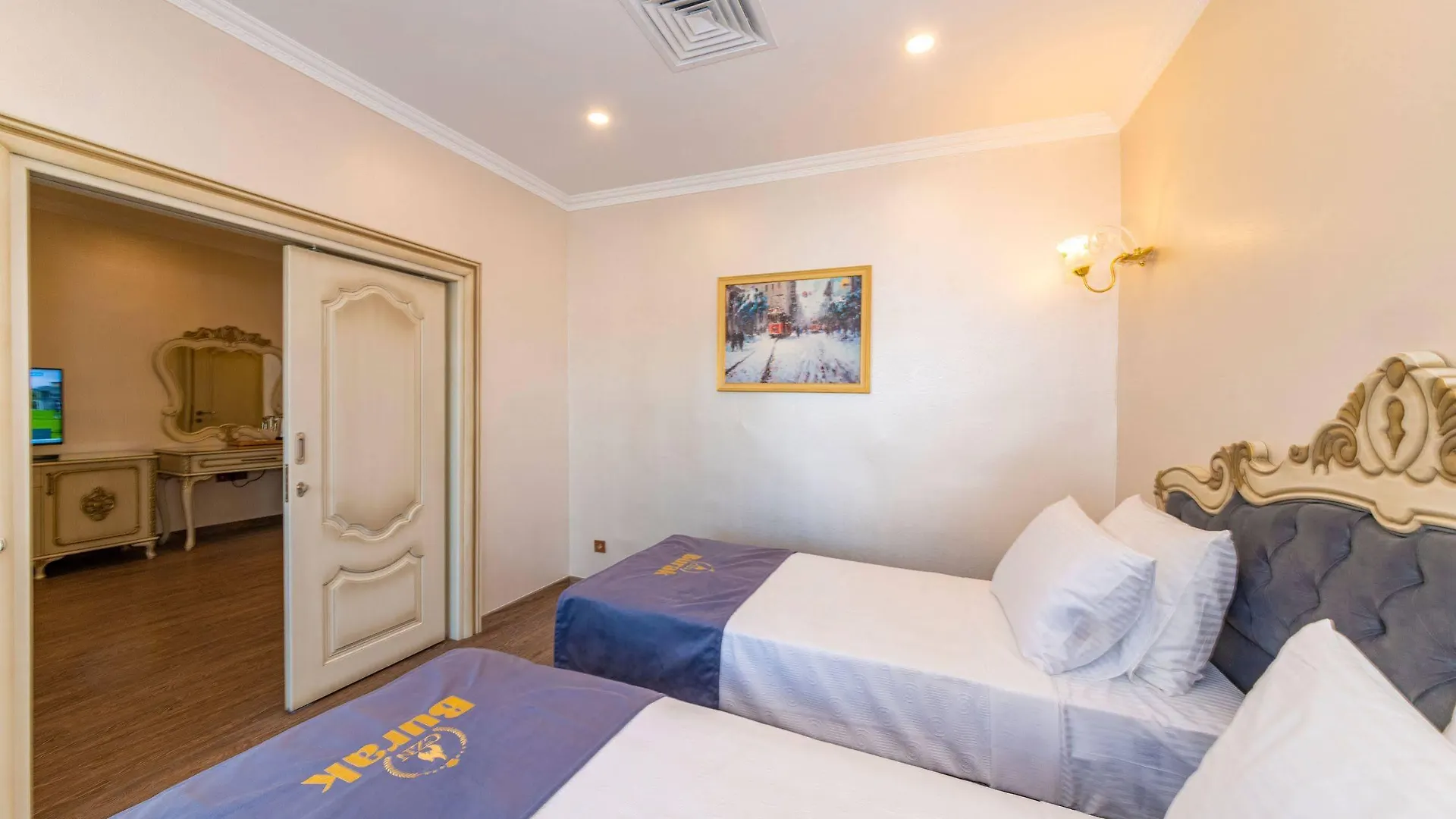 Almadina Hotel Κωνσταντινούπολη 3*,